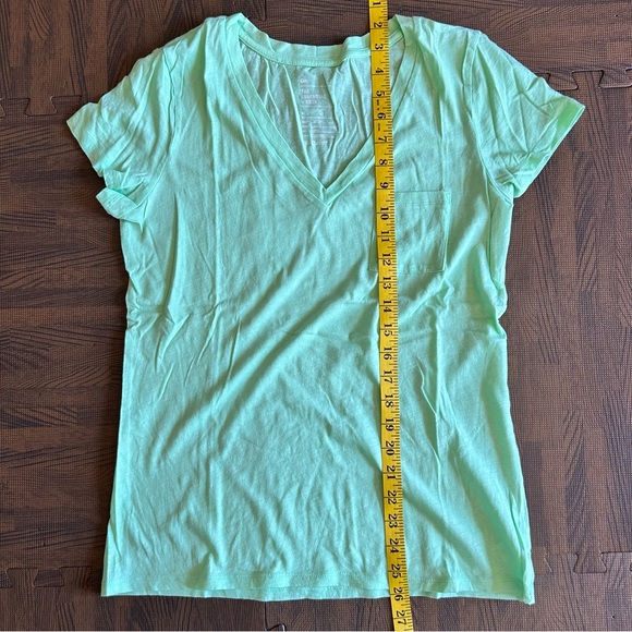 Like New! | GAP | Mint Green V-Neck | Size S - Picture 8 of 9